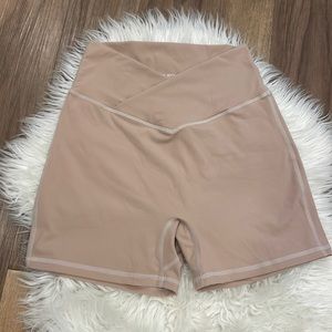 Buff Bunny Size Medium Workout Shorts